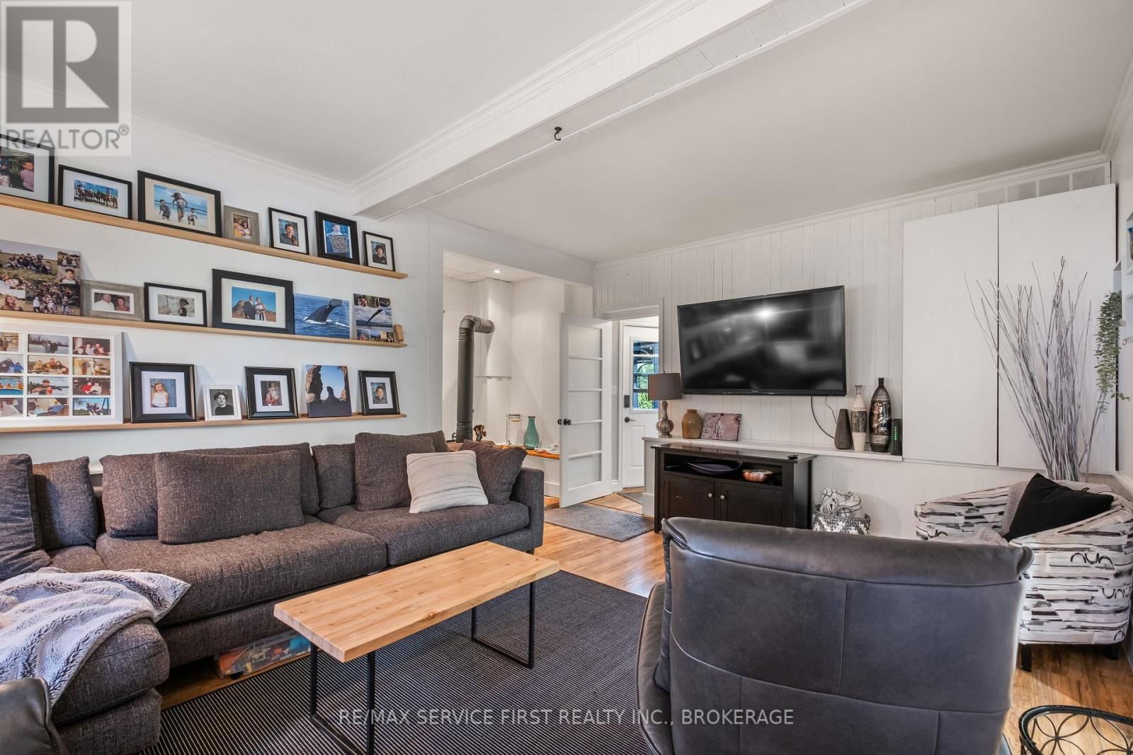 3674 PRINCESS STREET Image 37