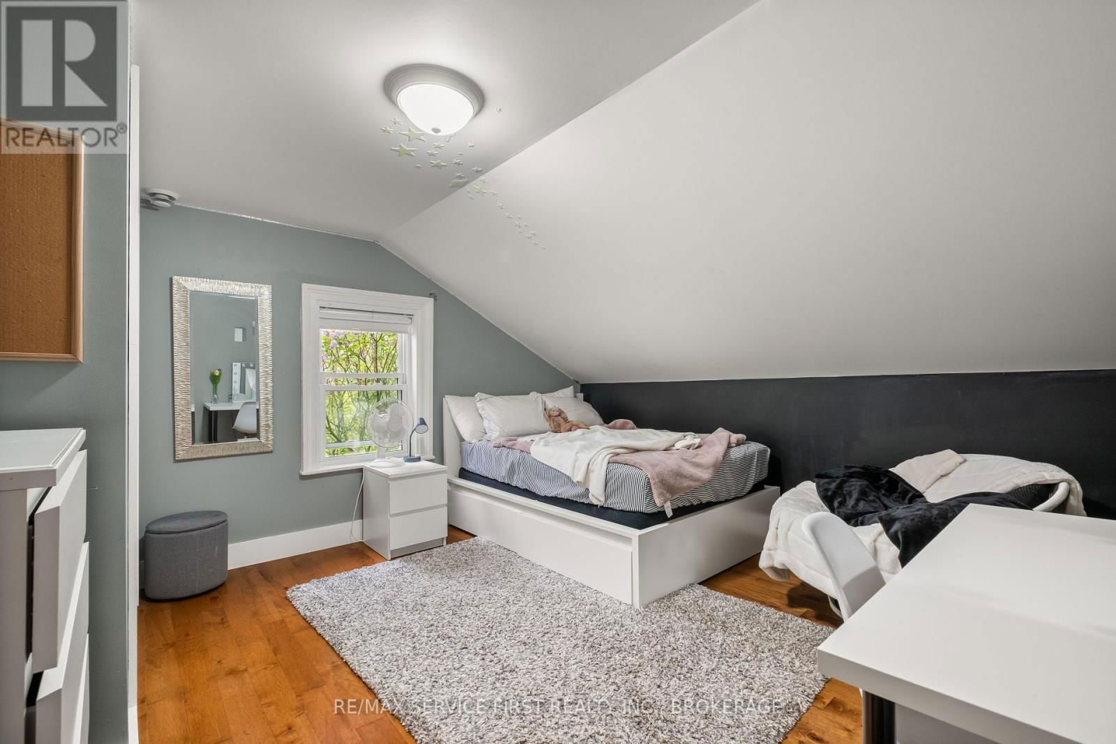 3674 PRINCESS STREET Image 49