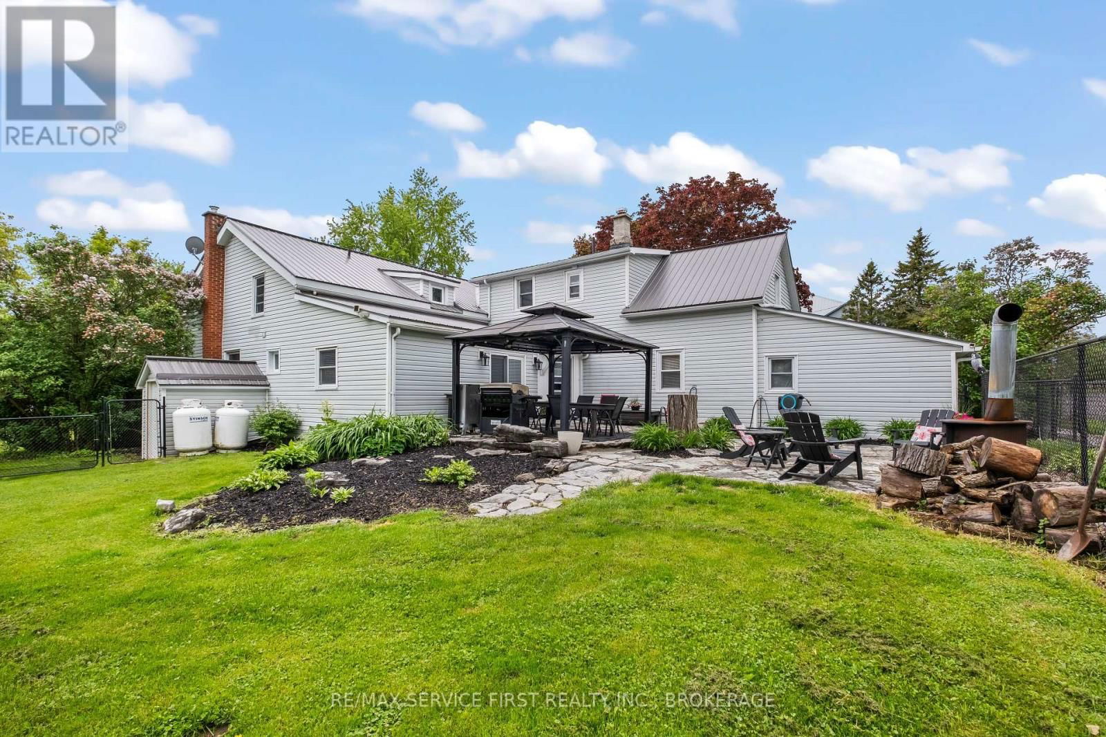 3674 PRINCESS STREET Image 9