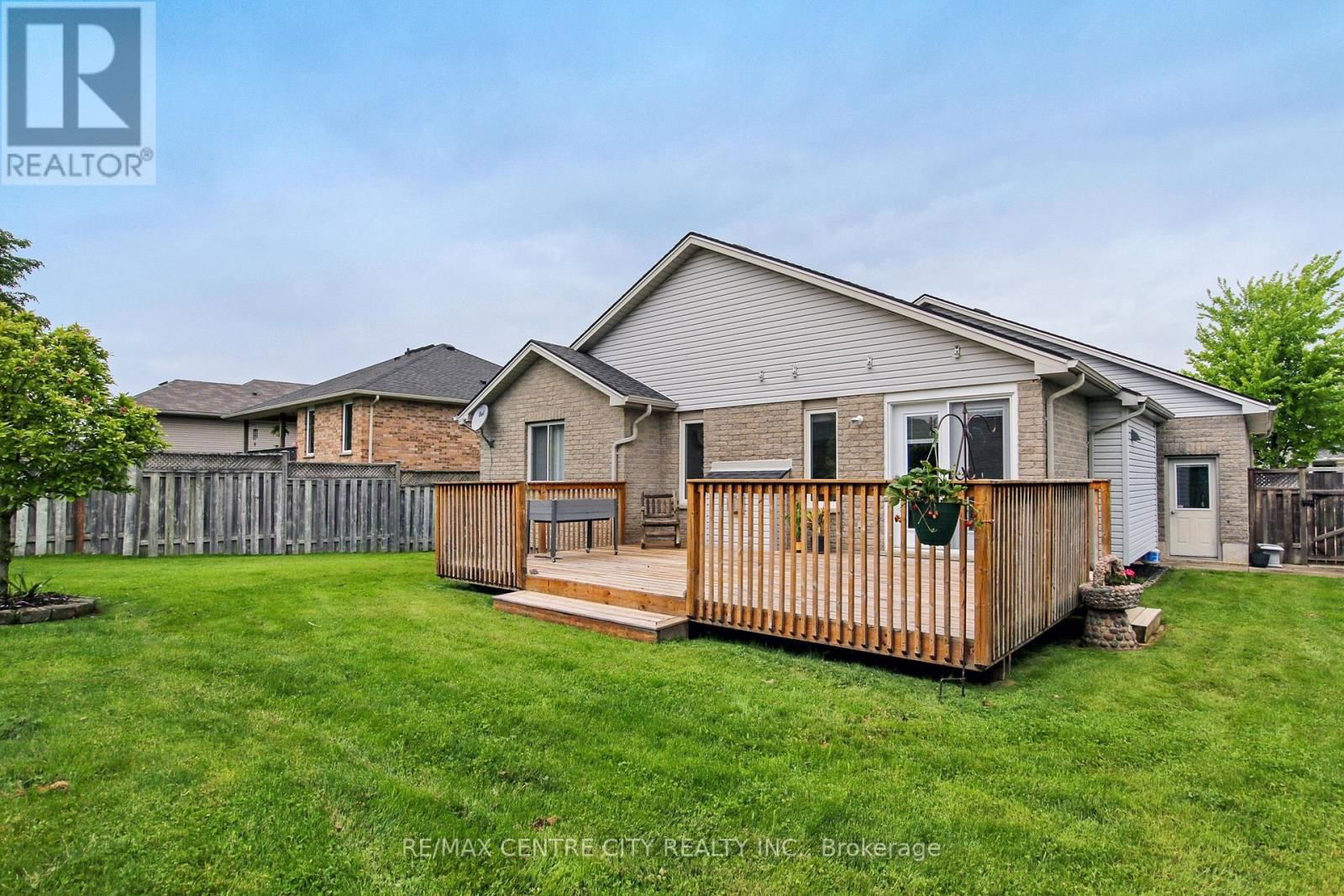 20 STEEPLECHASE COURT Image 20