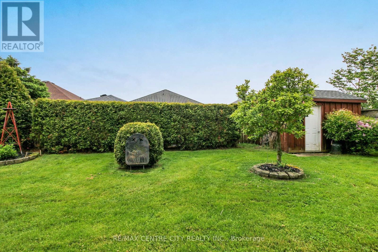 20 STEEPLECHASE COURT Image 23