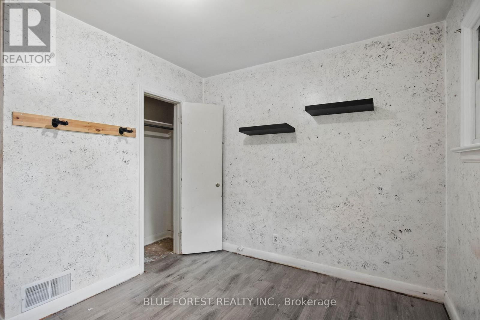 338 FAIRVIEW AVENUE Image 10