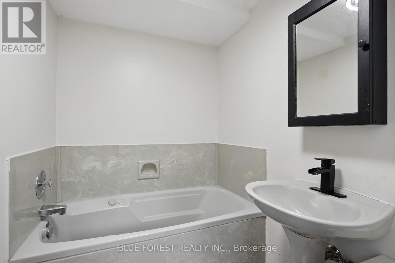 338 FAIRVIEW AVENUE Image 19