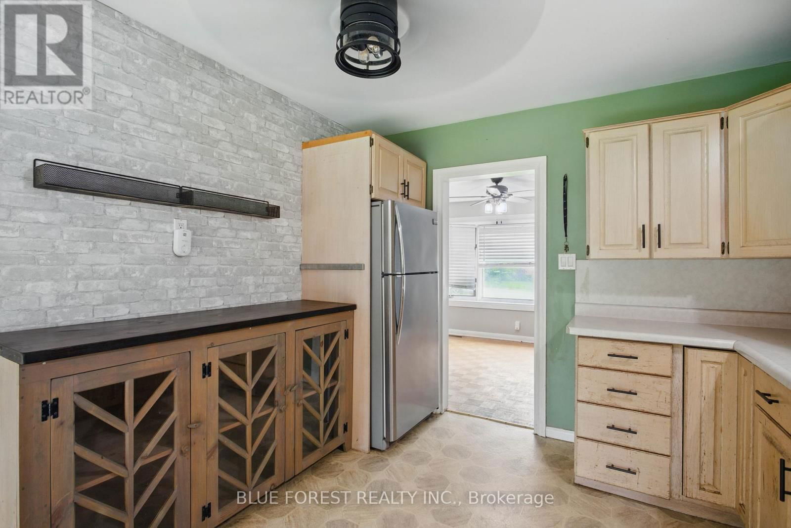 338 FAIRVIEW AVENUE Image 4