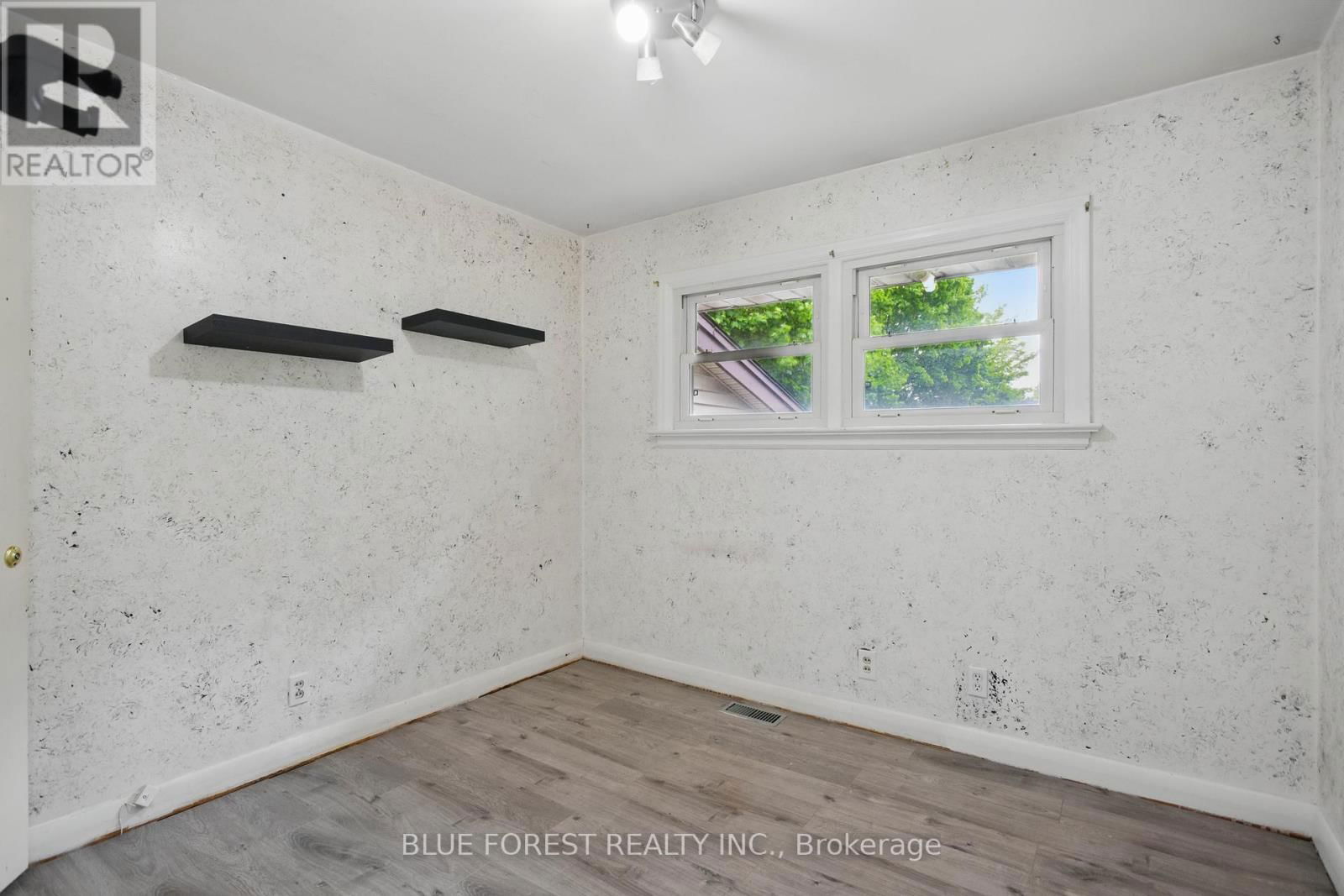 338 FAIRVIEW AVENUE Image 9