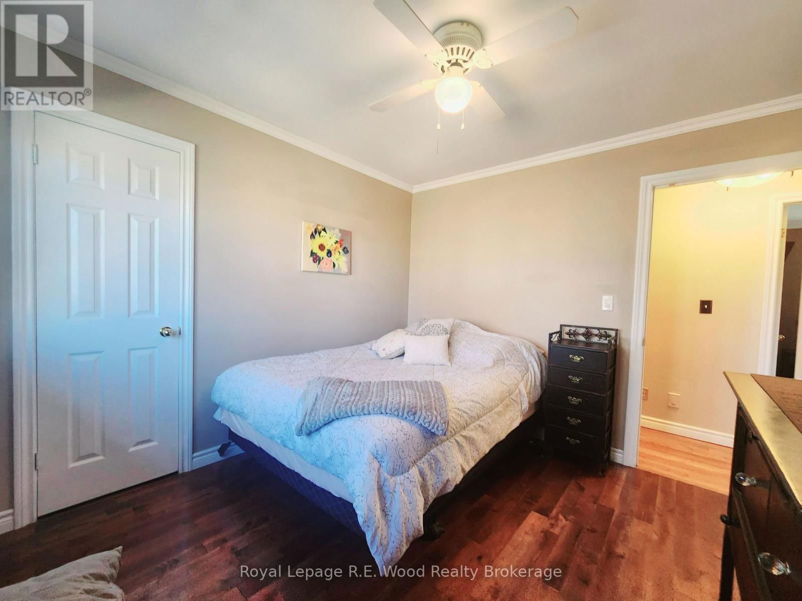 98 ALLEN STREET Image 16