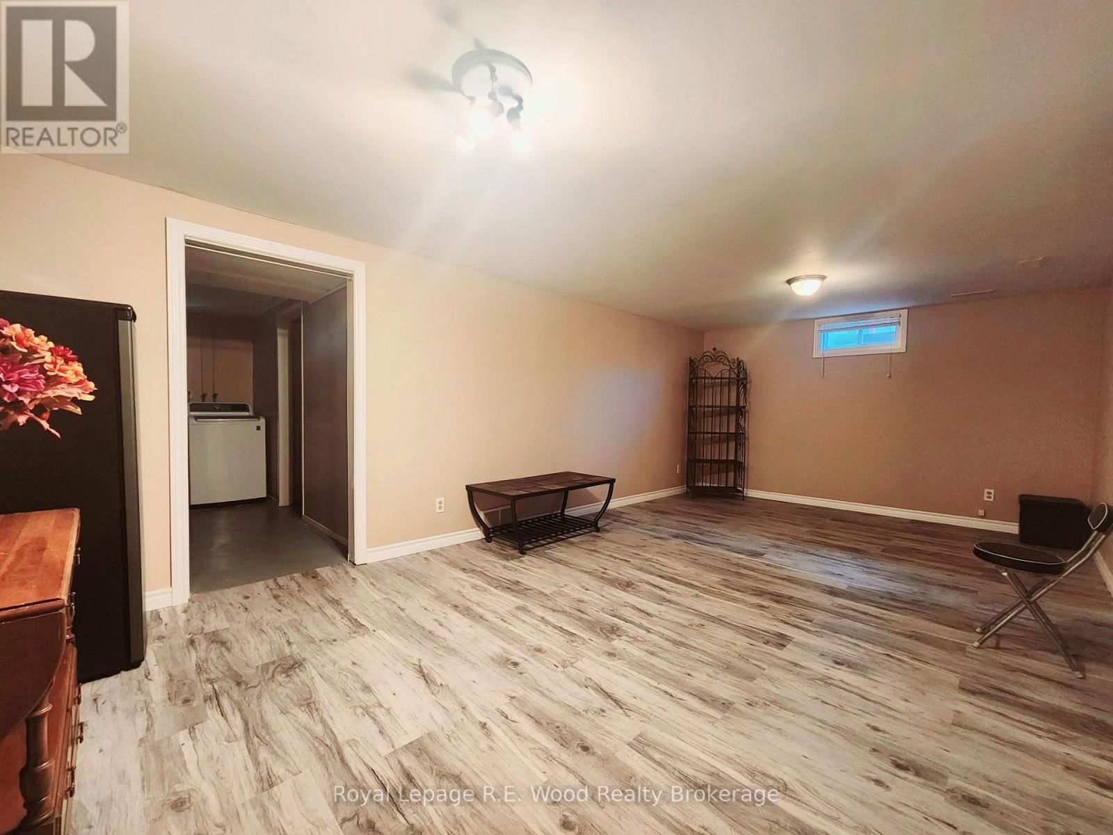 98 ALLEN STREET Image 20