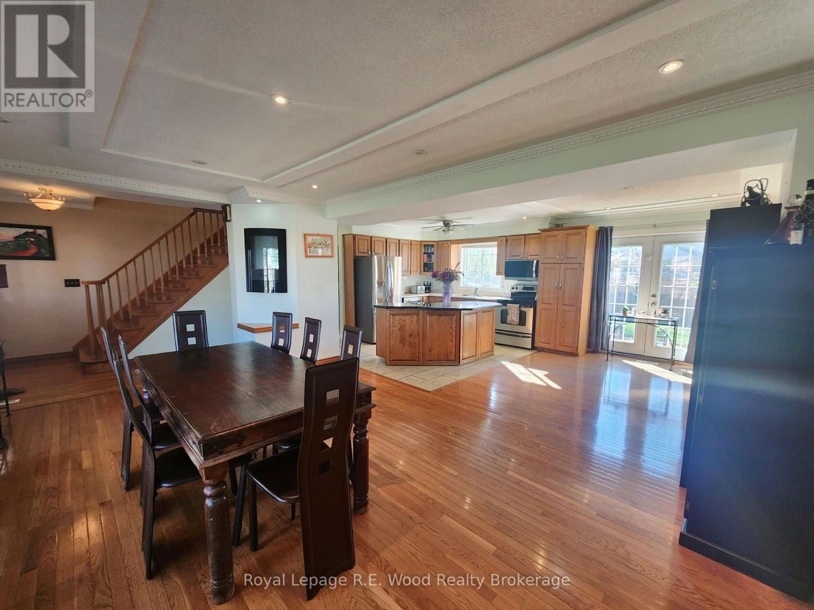 98 ALLEN STREET Image 7