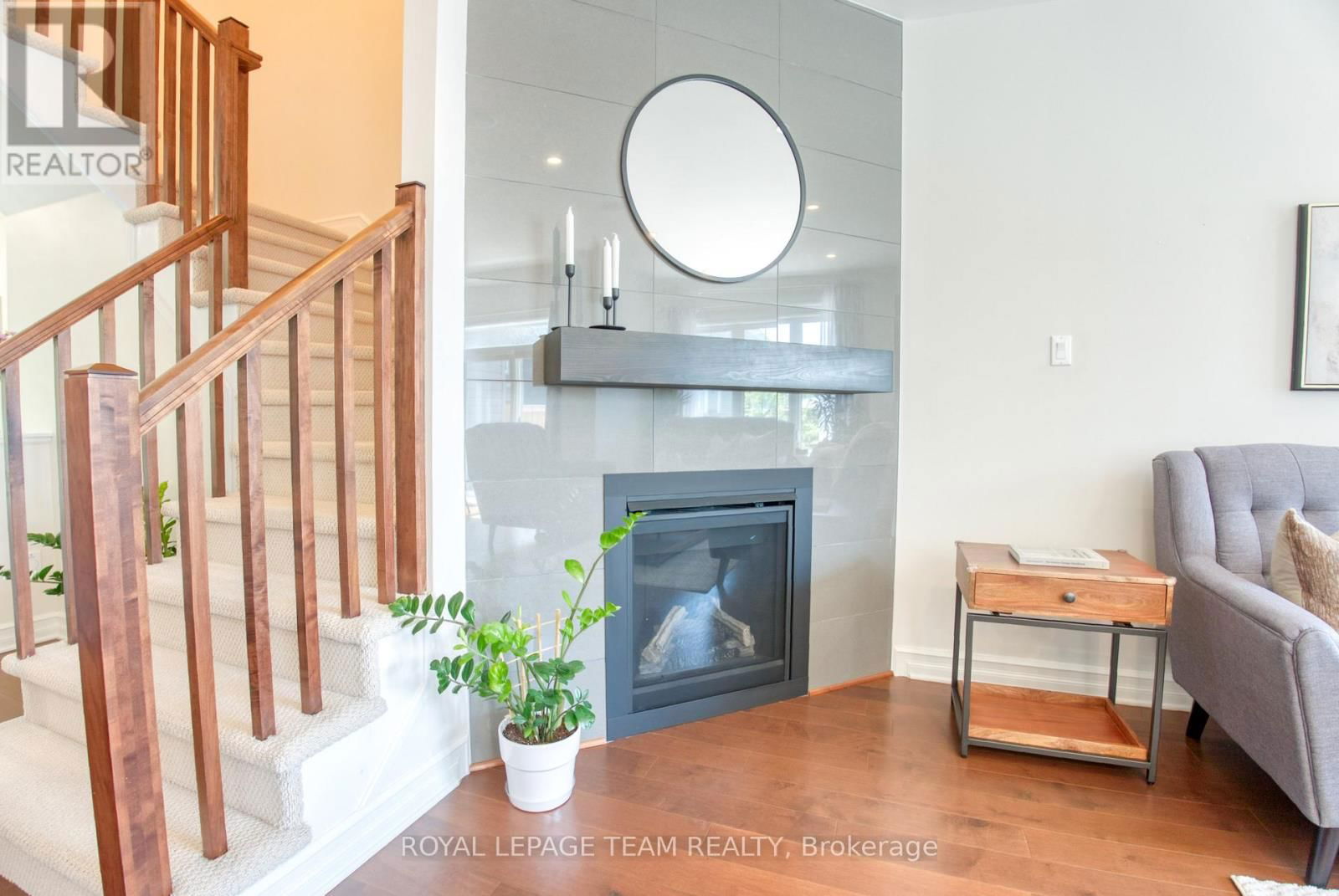 102 HELEN RAPP WAY Image 17