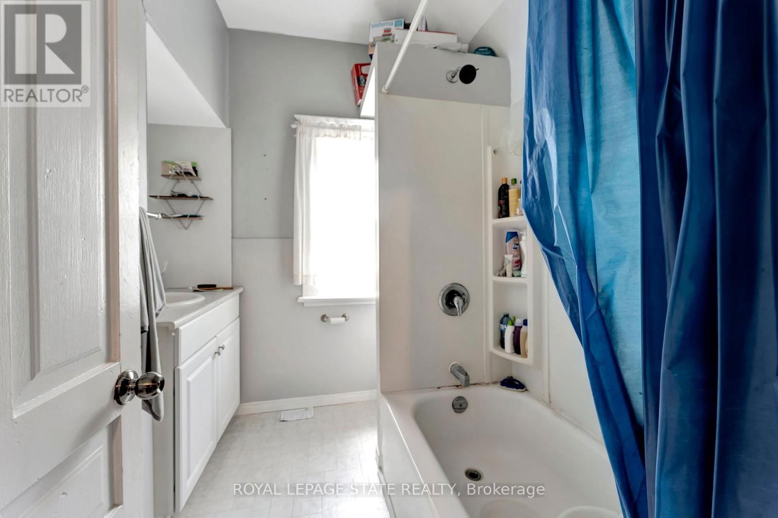 237 MARLBOROUGH STREET Image 16