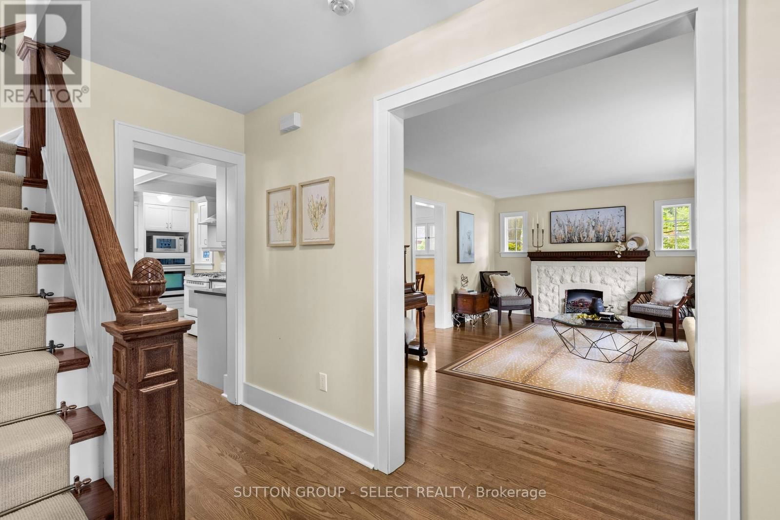 391 REGENT STREET Image 9