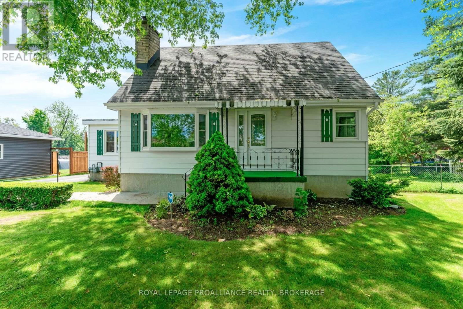 1761 FLOYD AVENUE Image 1