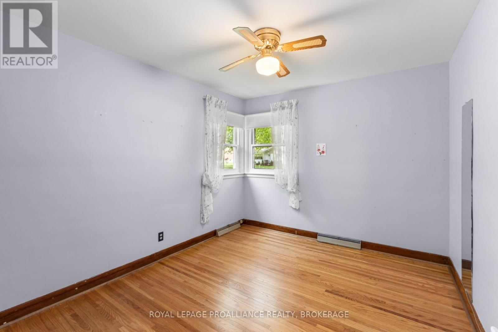 1761 FLOYD AVENUE Image 18