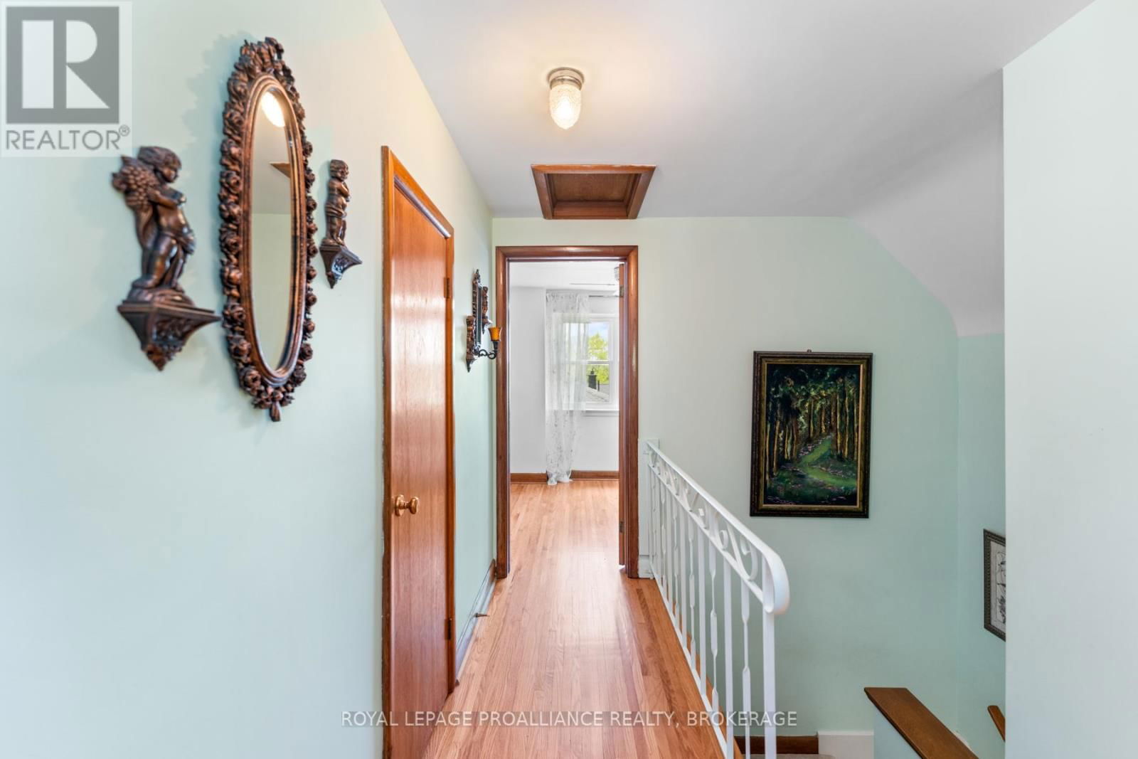 1761 FLOYD AVENUE Image 27