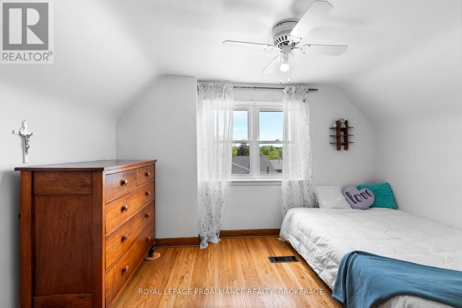 1761 FLOYD AVENUE Image 28