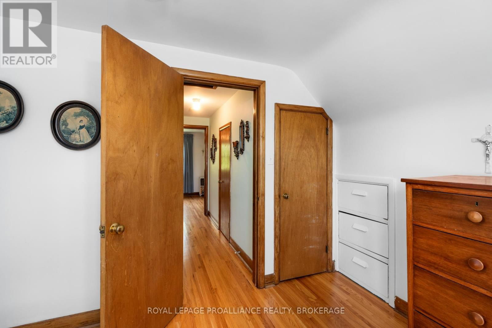 1761 FLOYD AVENUE Image 29