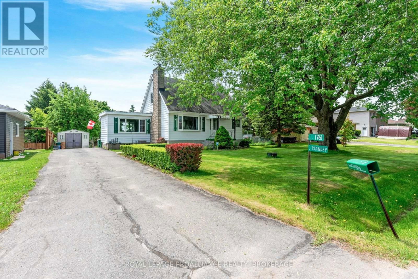 1761 FLOYD AVENUE Image 3