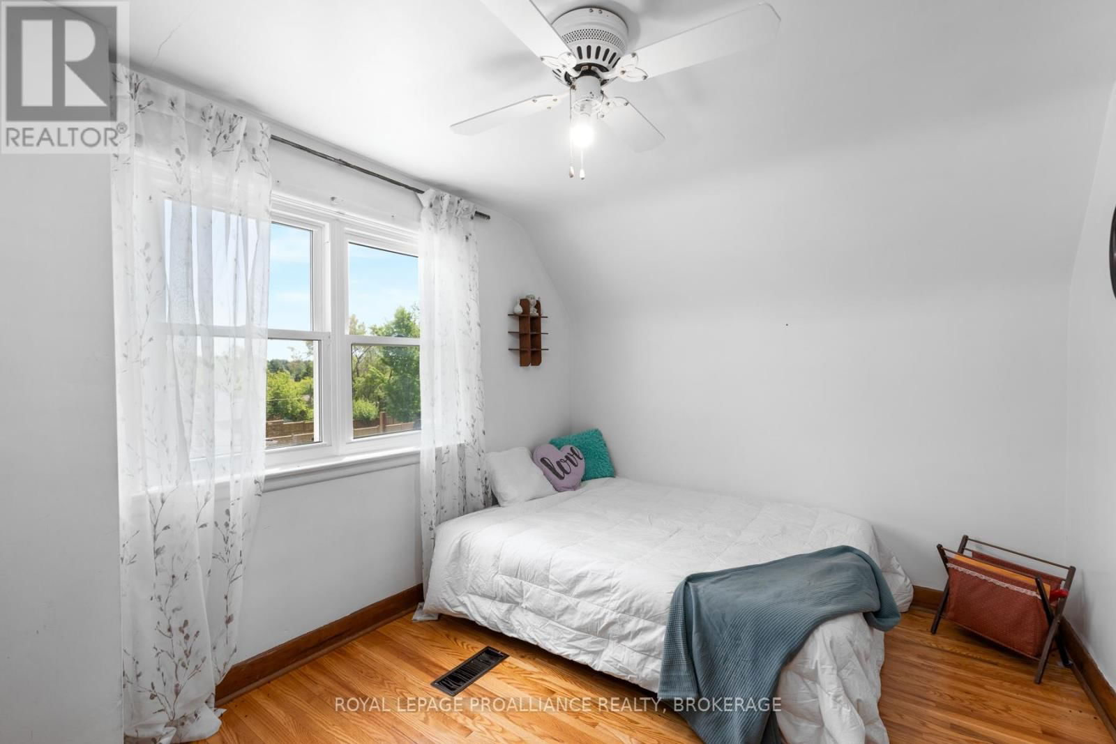 1761 FLOYD AVENUE Image 30