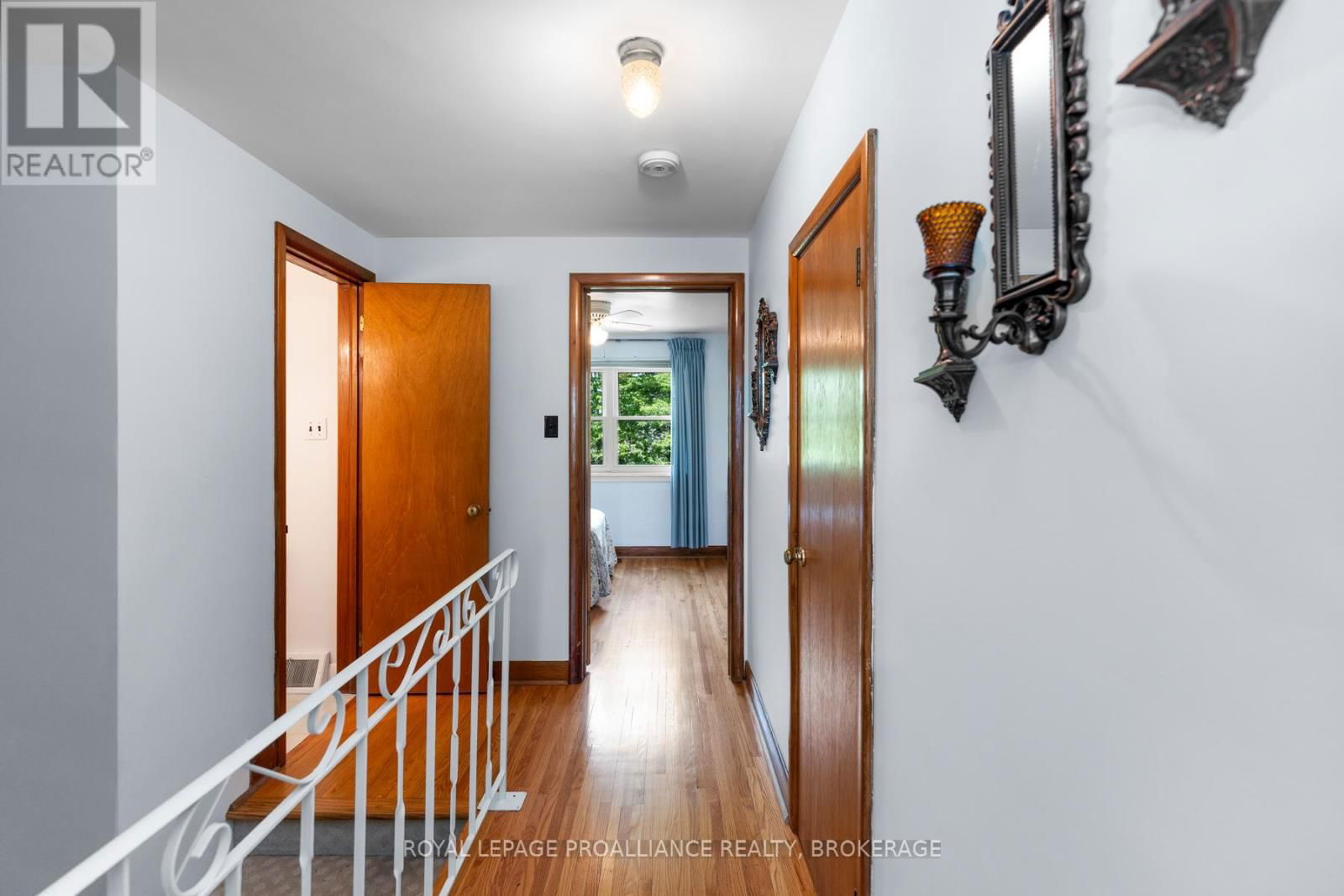 1761 FLOYD AVENUE Image 31