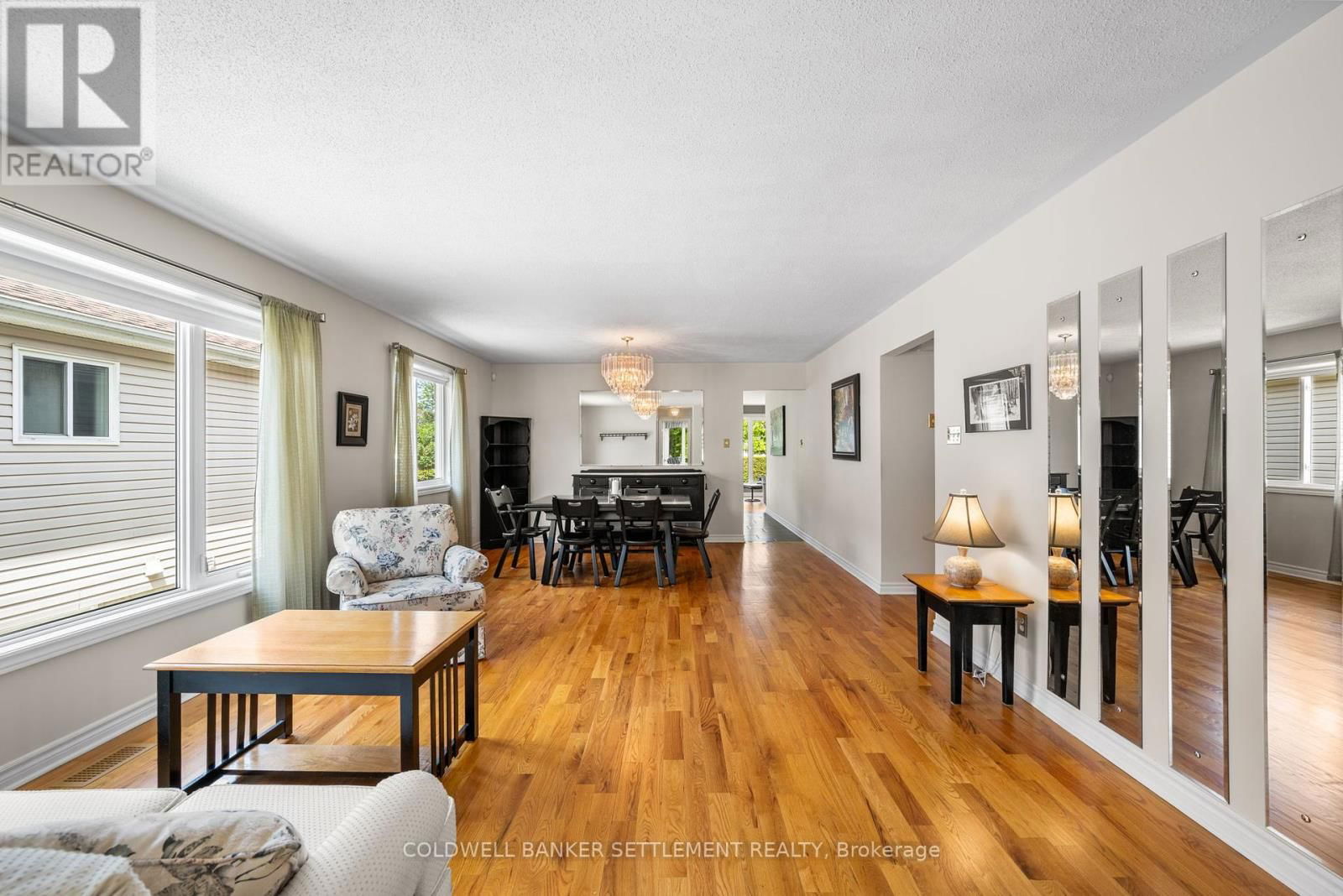 80 DECARIA BOULEVARD Image 13