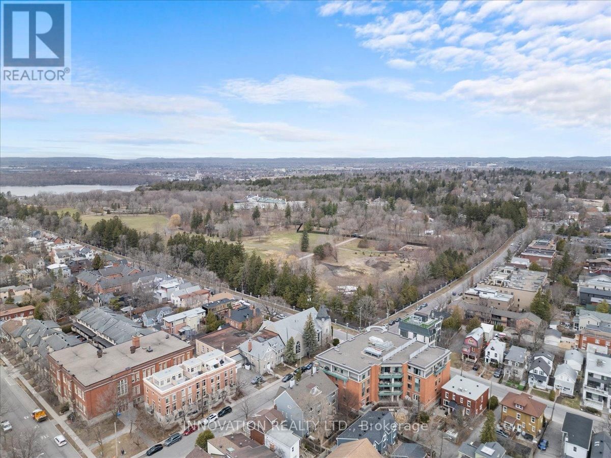 B - 36 DUFFERIN ROAD Image 29