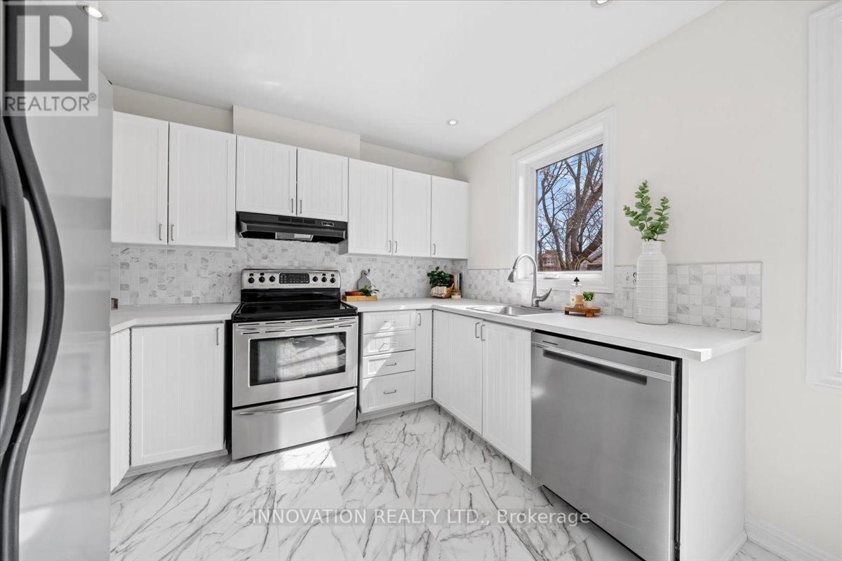B - 36 DUFFERIN ROAD Image 8