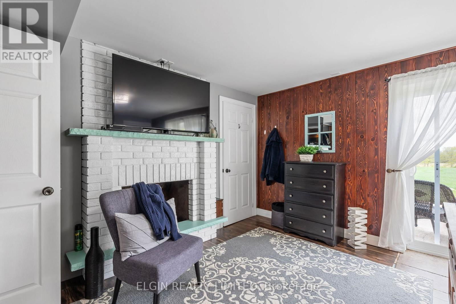 45587 FRUIT RIDGE LINE Image 37