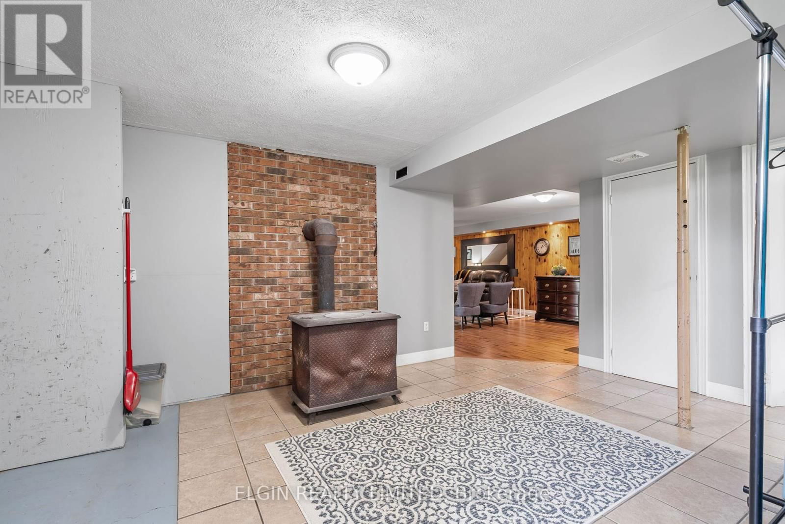 45587 FRUIT RIDGE LINE Image 39