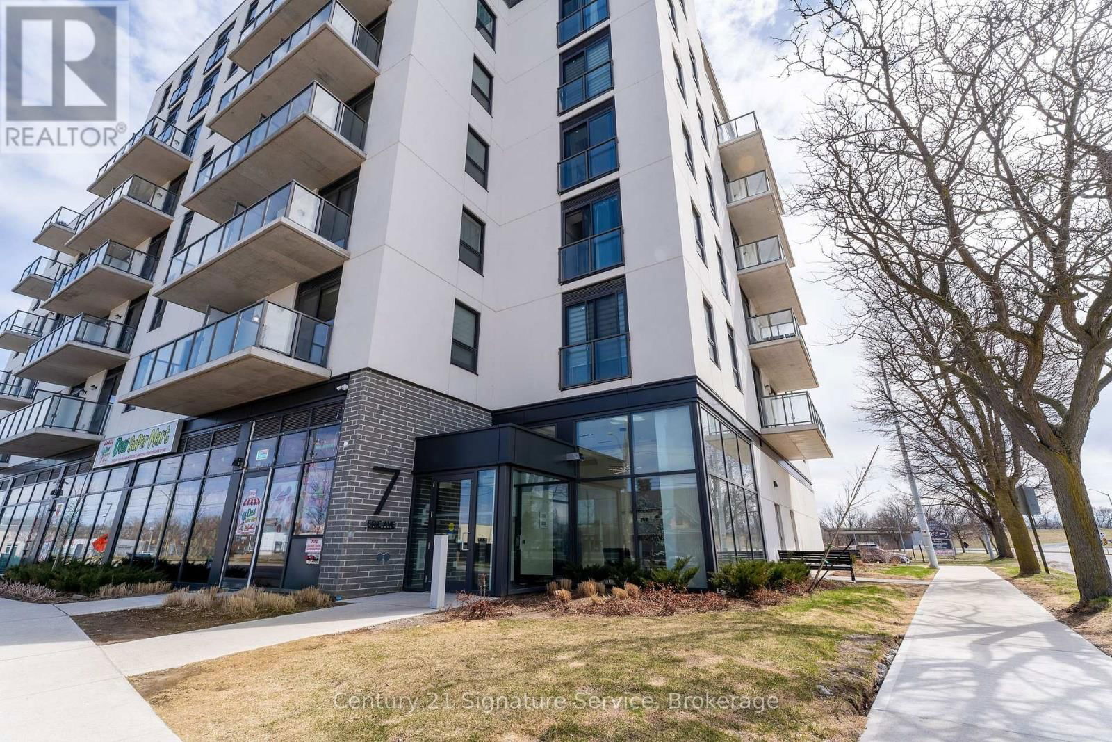 208 - 7 ERIE AVENUE Image 1