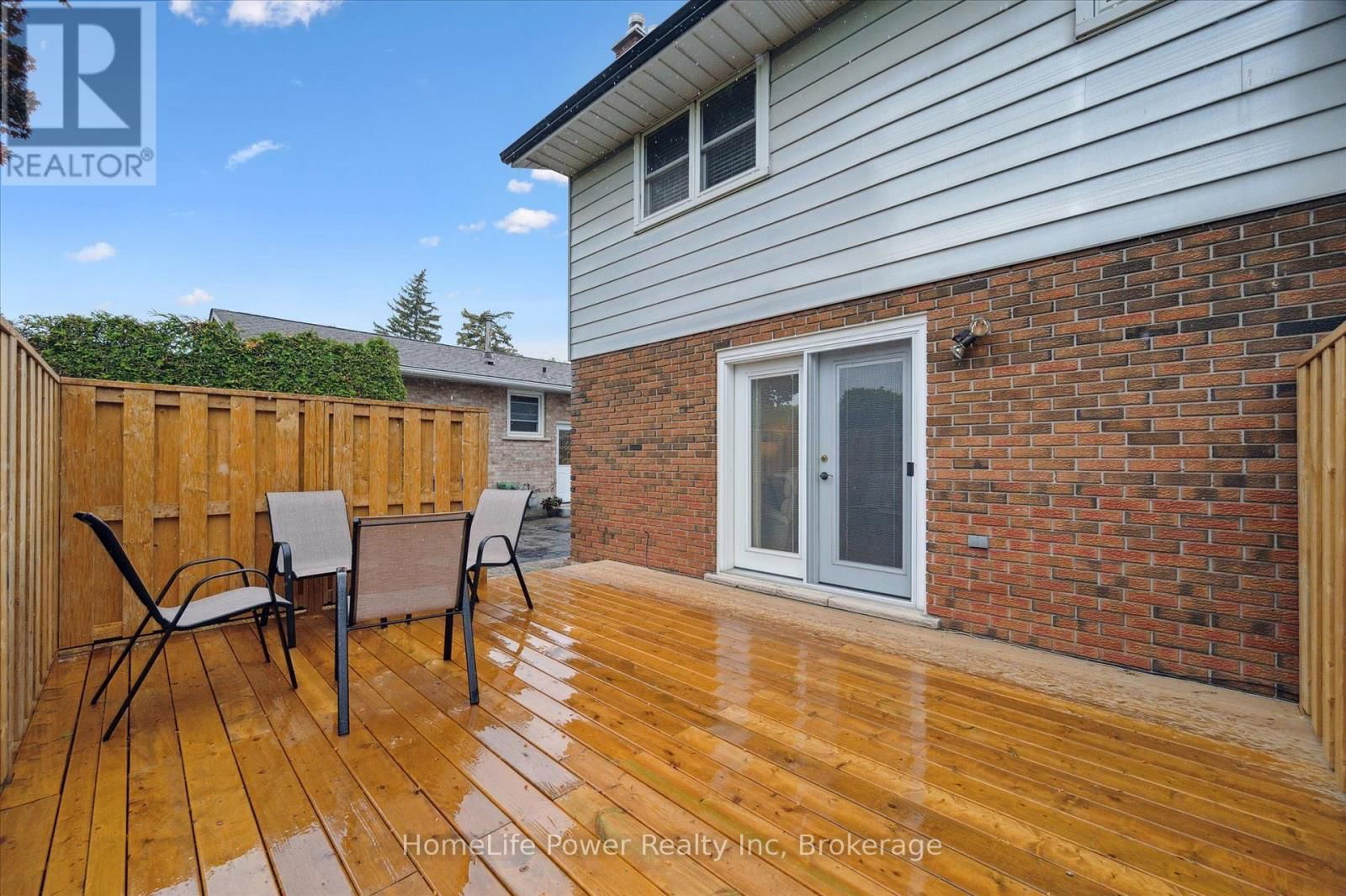 36 SANDERSON DRIVE Image 29