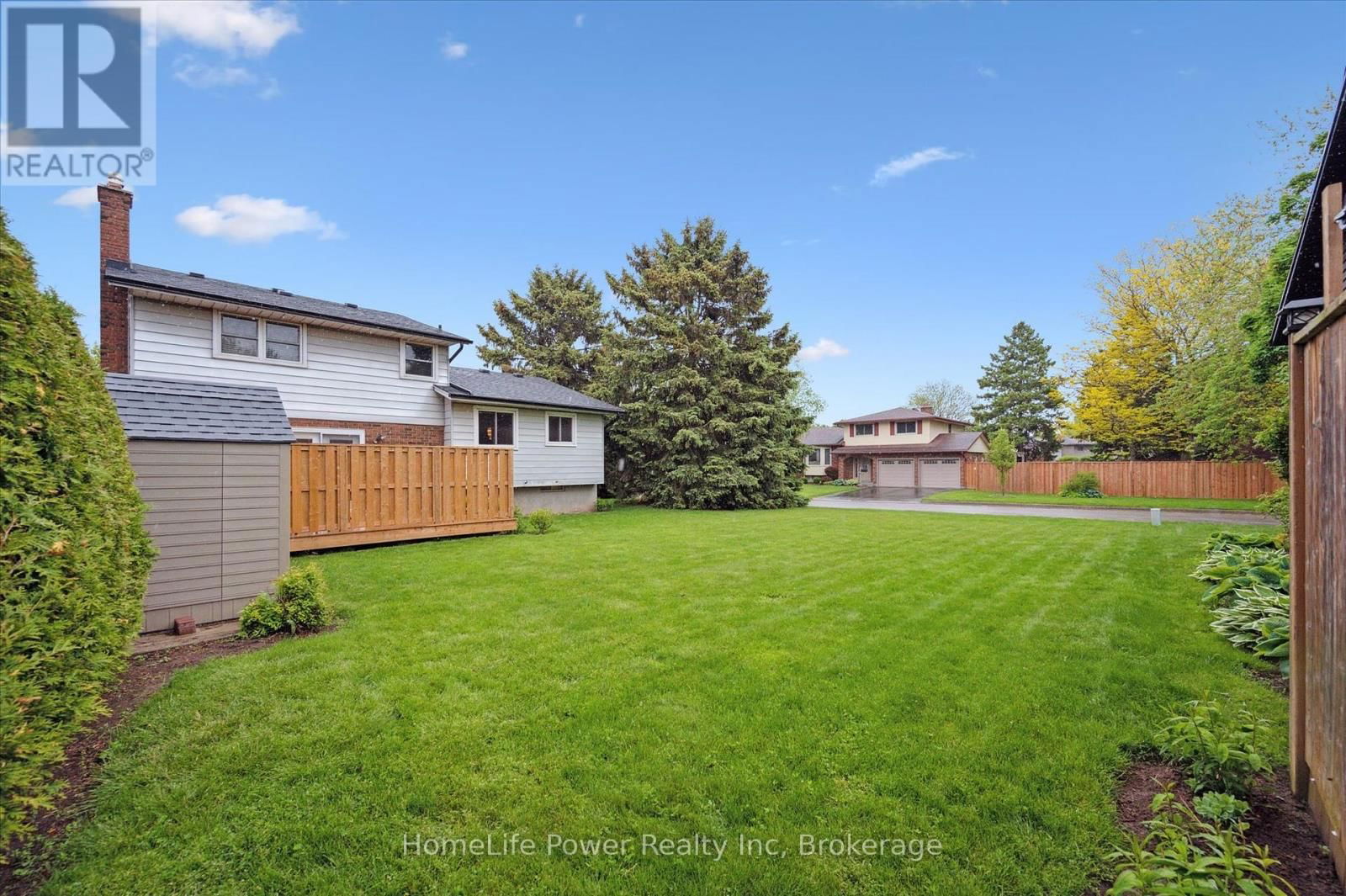 36 SANDERSON DRIVE Image 33
