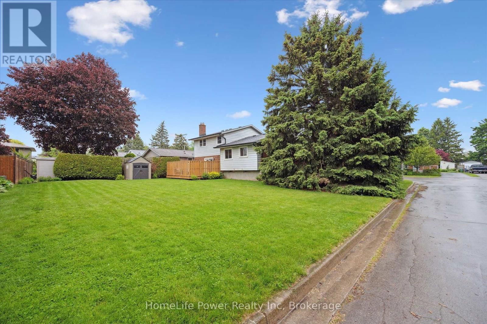 36 SANDERSON DRIVE Image 34