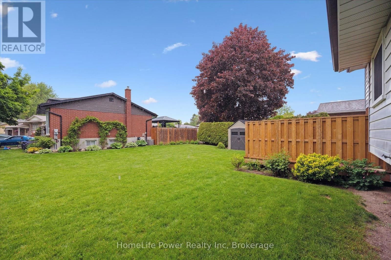 36 SANDERSON DRIVE Image 35