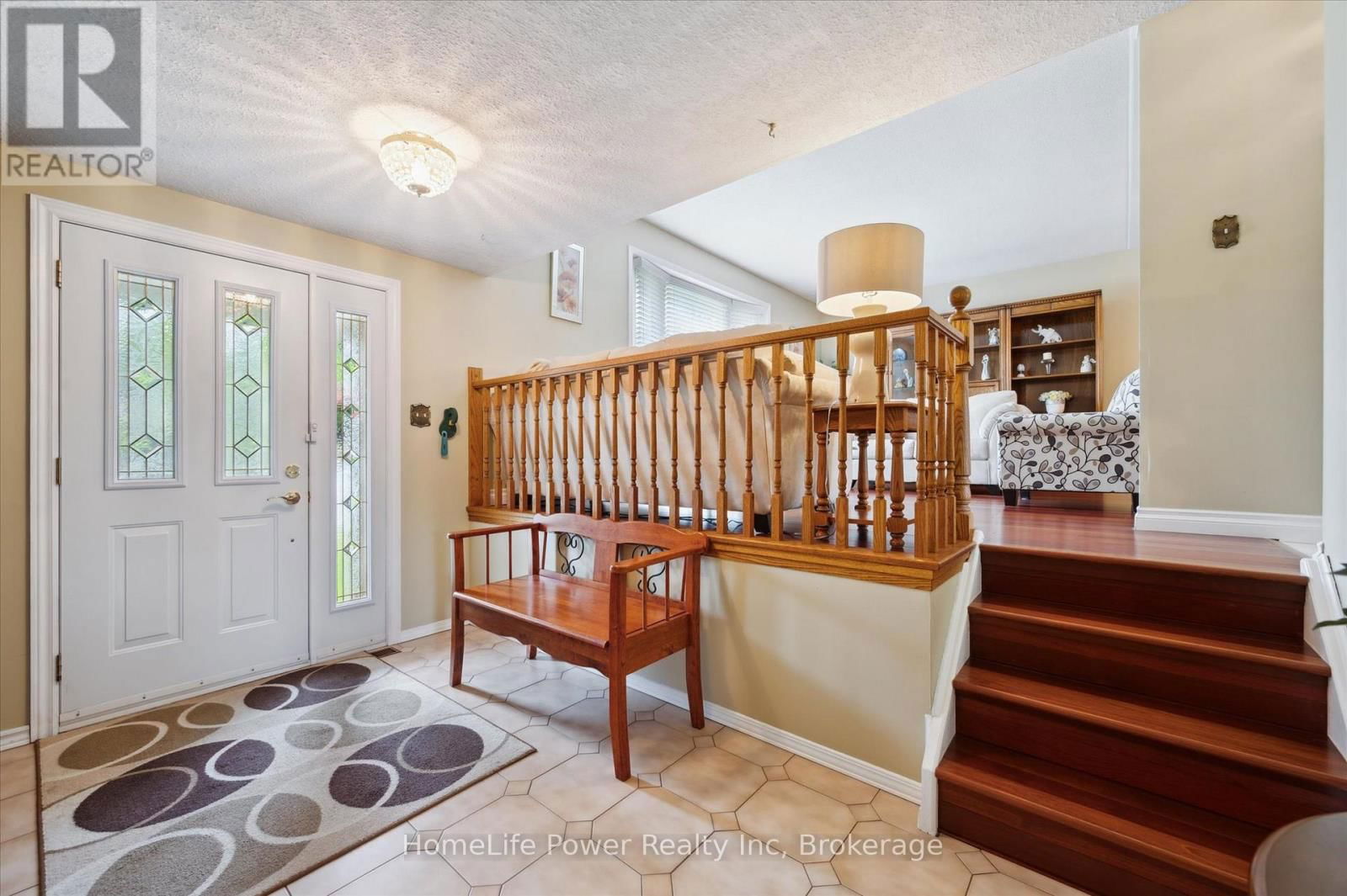 36 SANDERSON DRIVE Image 4