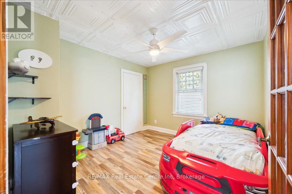 15 JARVIS STREET Image 12