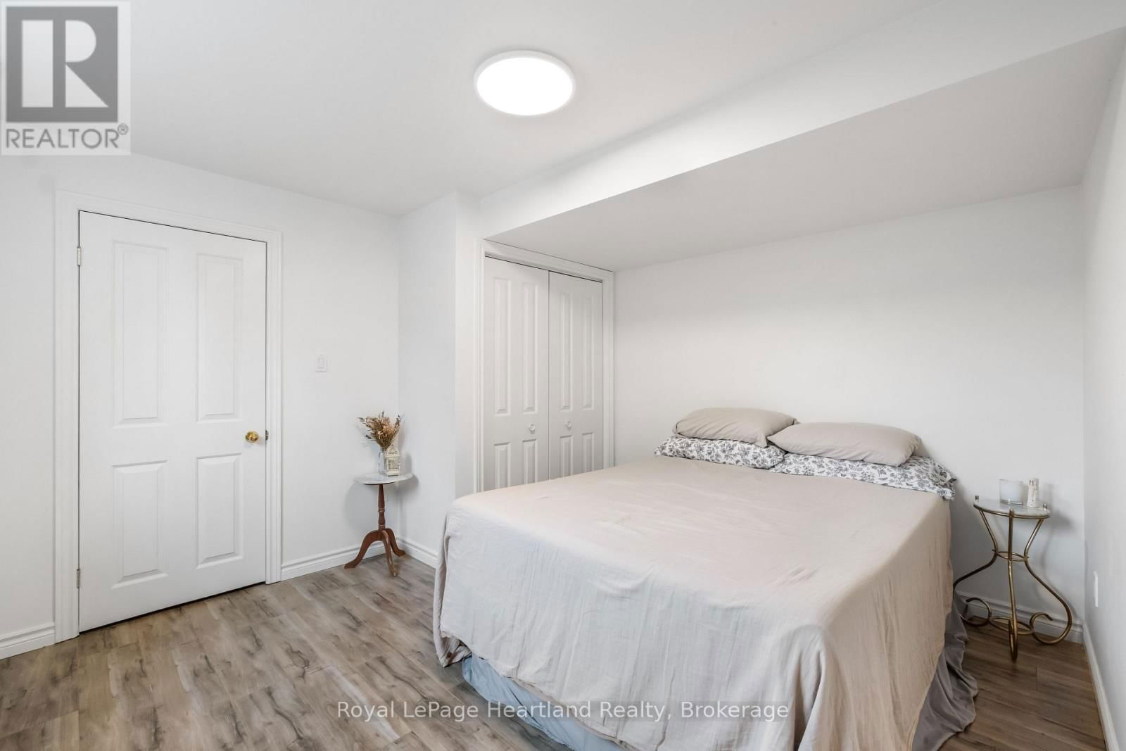 2 - 43 RAGLAN STREET EAST Image 9