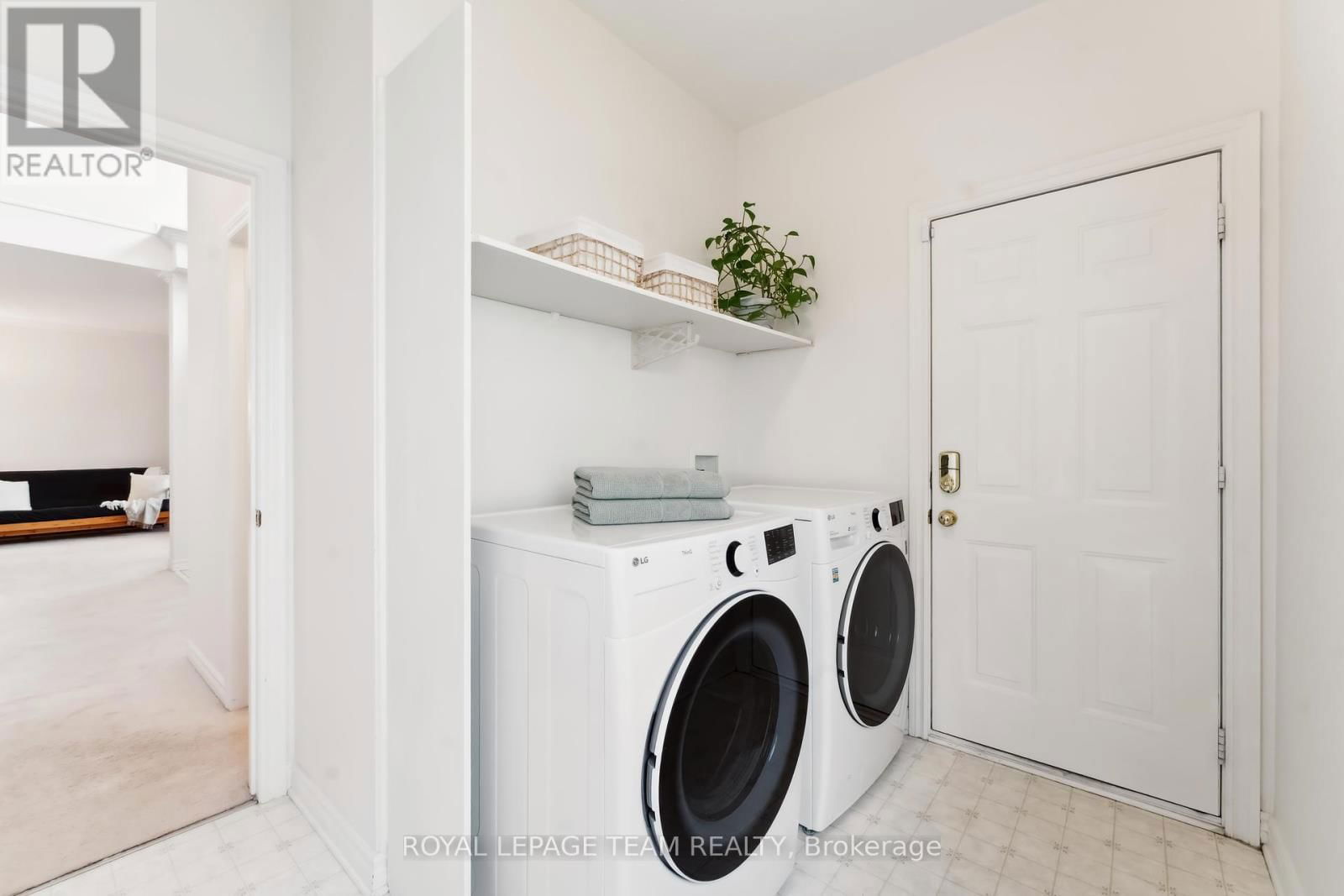39 VERMONT AVENUE Image 24