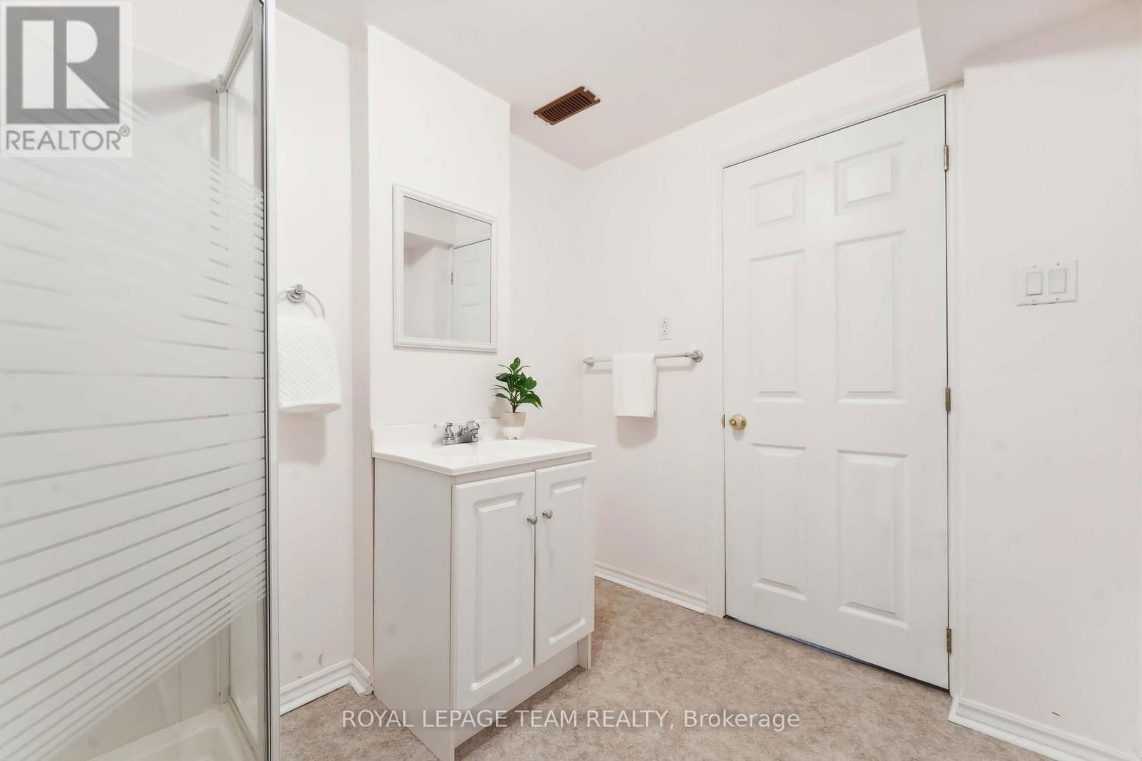 39 VERMONT AVENUE Image 47
