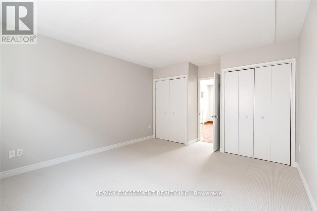 2340 KING STREET EAST Image 34