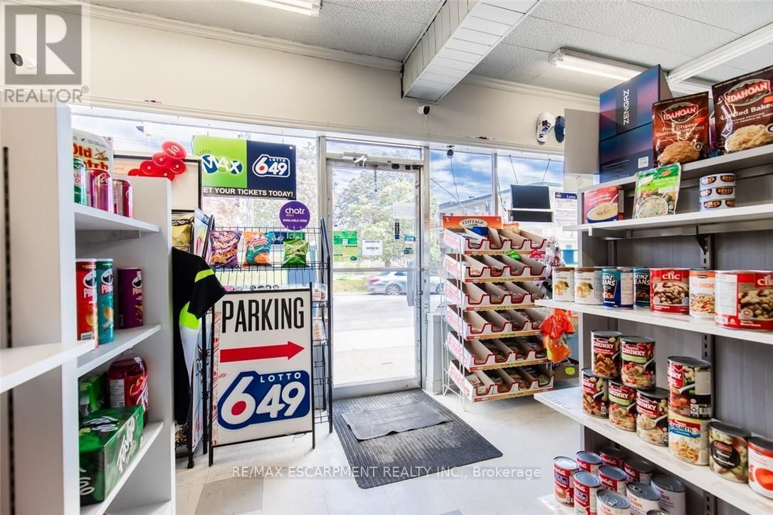 2340 KING STREET EAST Image 4