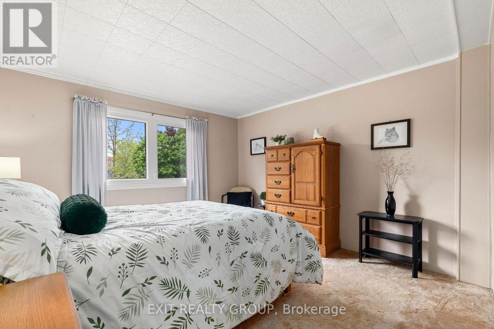 16 BLUEJAY LANE Image 13