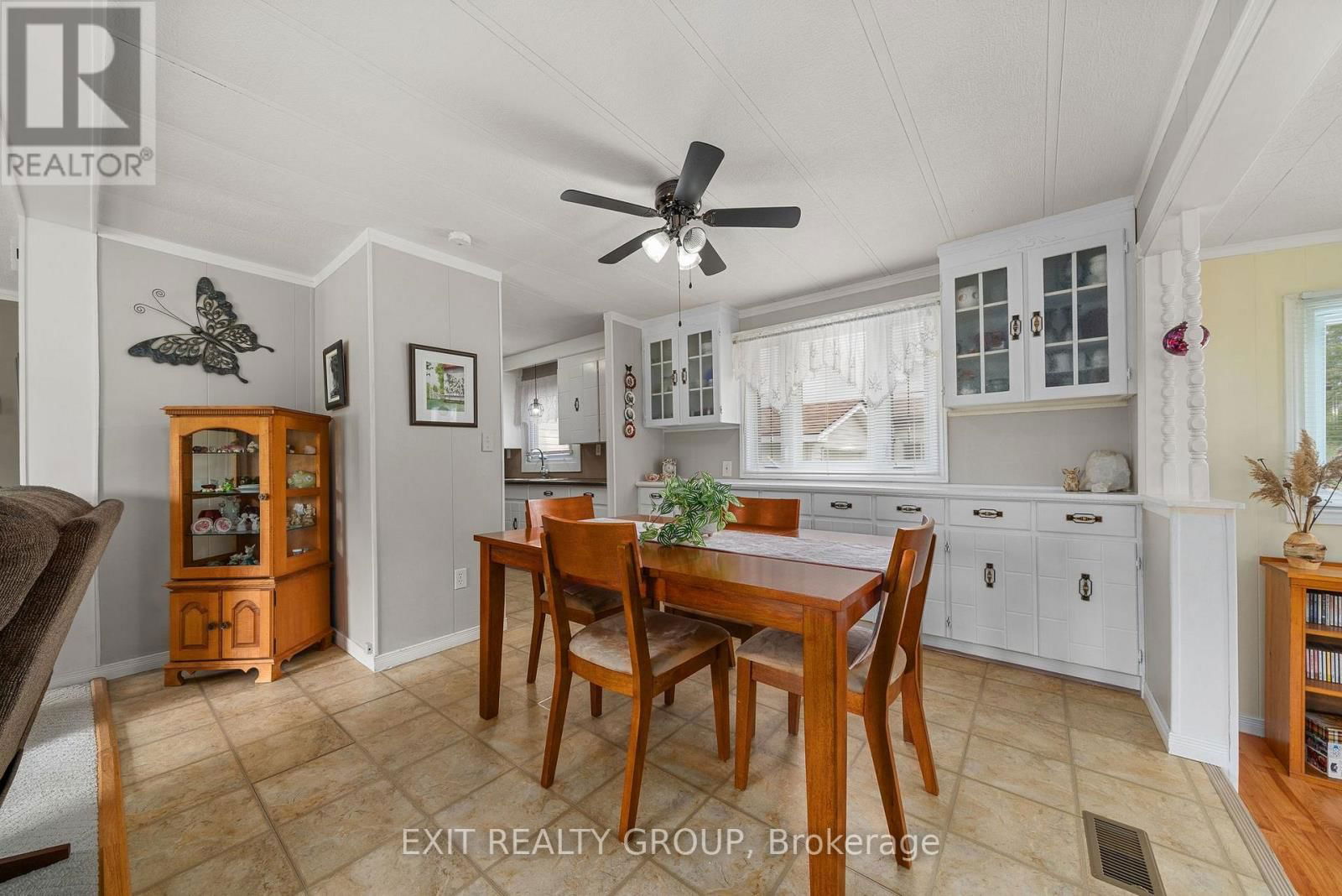 16 BLUEJAY LANE Image 5