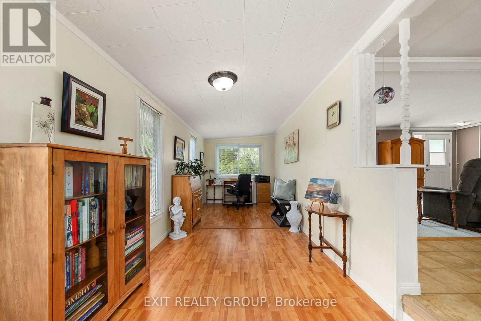 16 BLUEJAY LANE Image 6