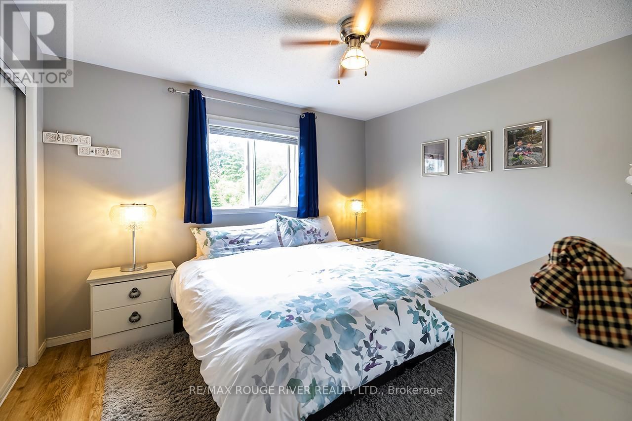 1330 EAGLE CRESCENT Image 18