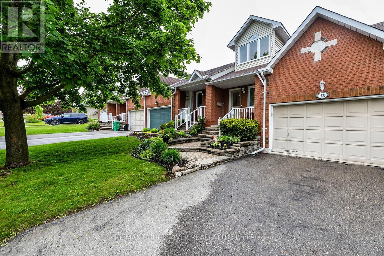 1330 EAGLE CRESCENT Image 2