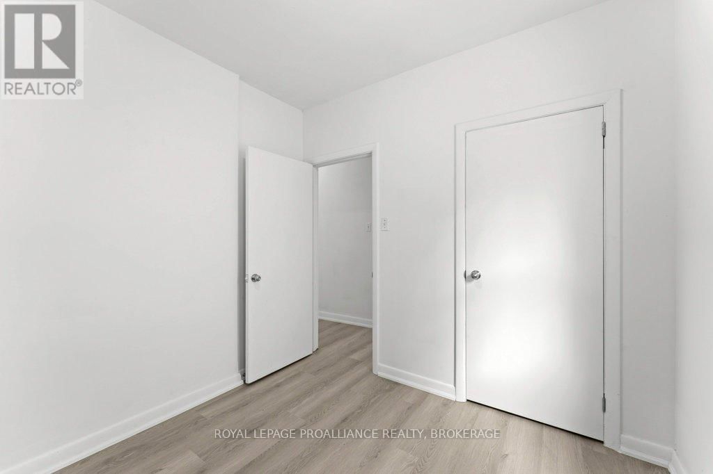468-470 VICTORIA STREET Image 18