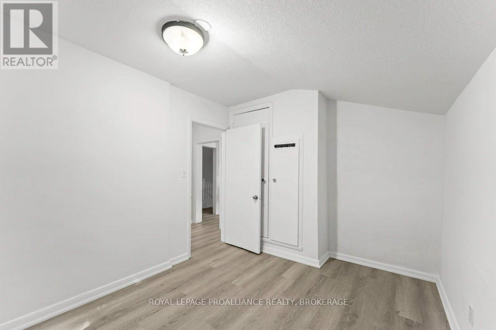 468-470 VICTORIA STREET Image 37