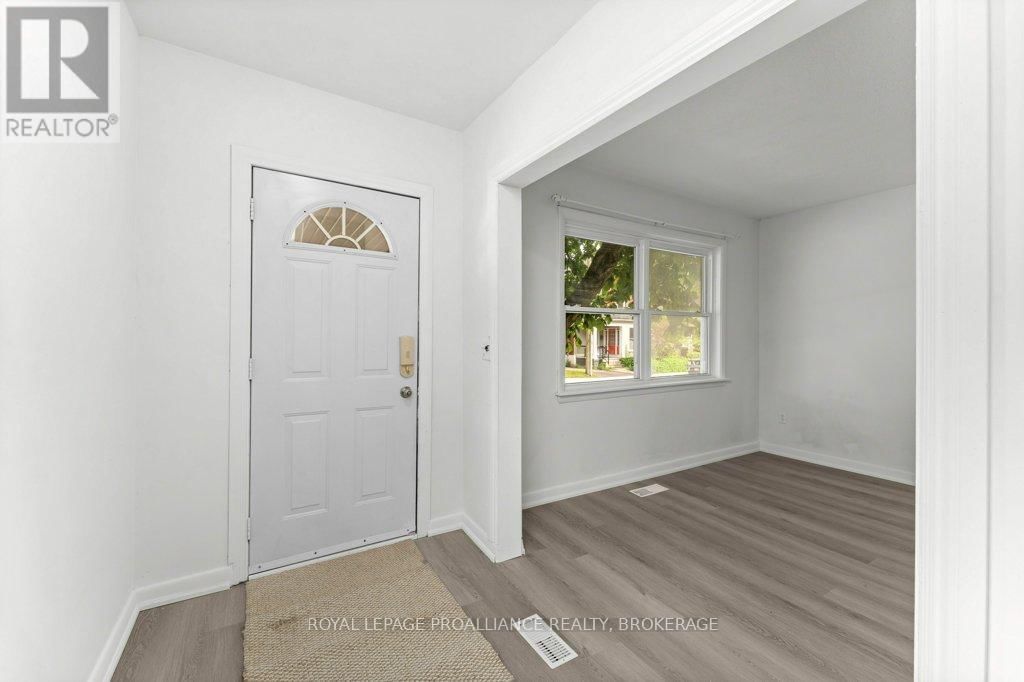 468-470 VICTORIA STREET Image 8