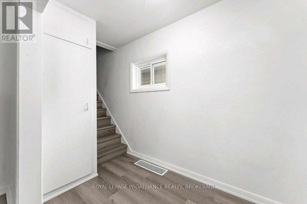 468-470 VICTORIA STREET Image 9