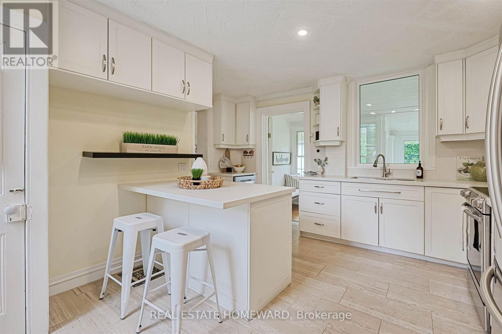 429 GEORGE STREET Image 14
